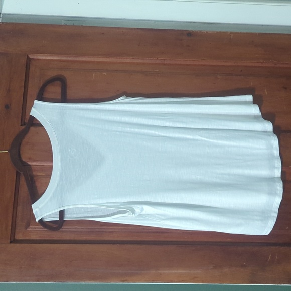 Maurices 24/7 tank - Picture 3 of 3